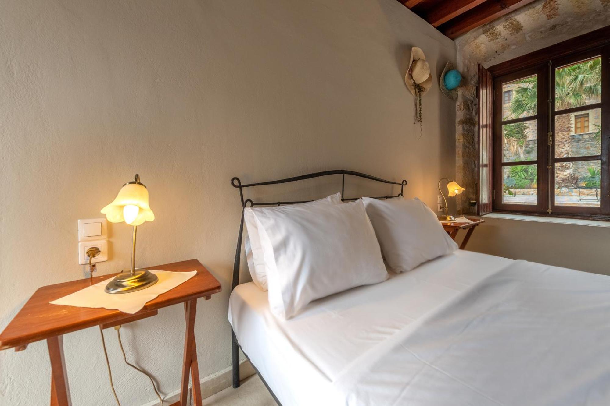 Guesthouse Kellia โมเน็มวาซี ห้อง รูปภาพ